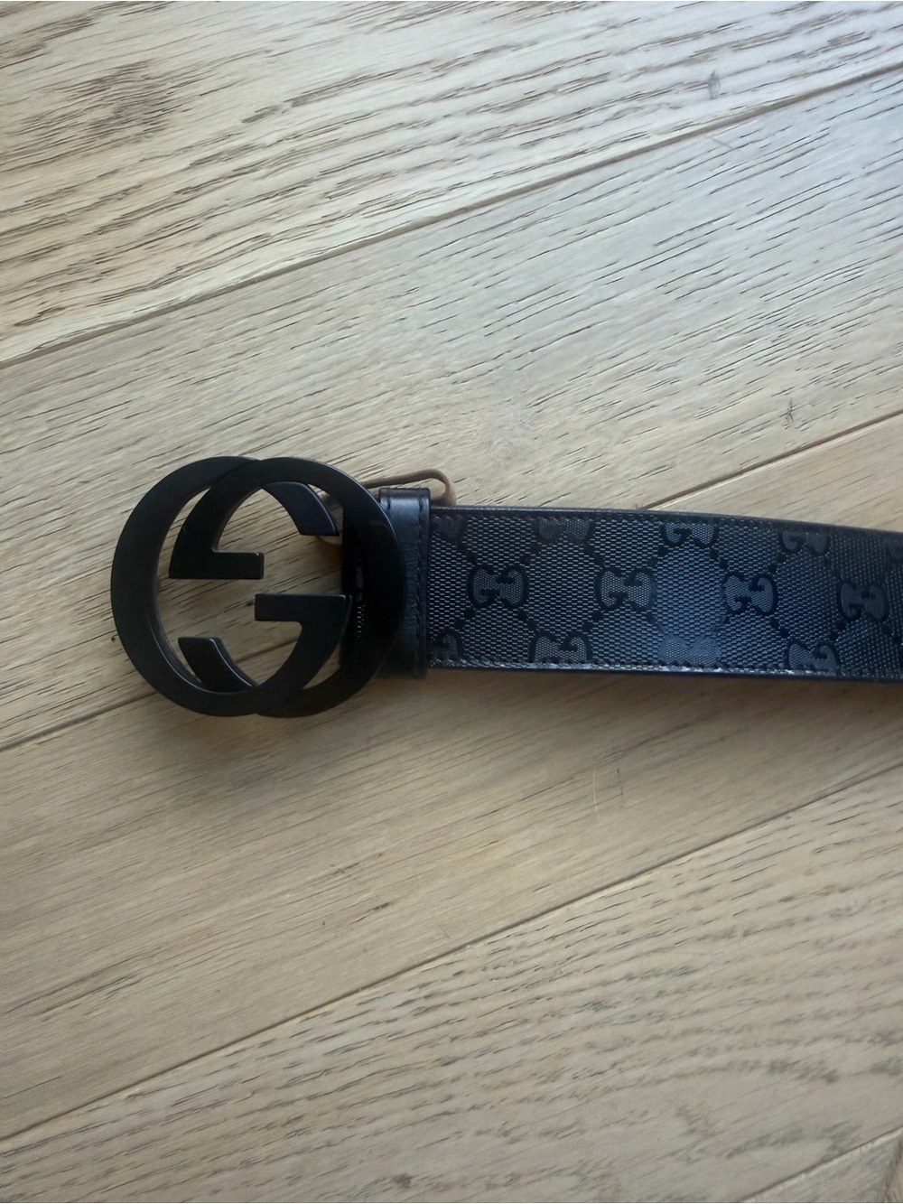 Gucci Black GG Monogram Men's Belt with Round Black Logo Buckle - Picture 3 of 4